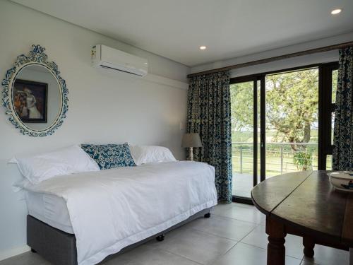 2 twin beds