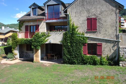 Buitenkant, ISPAEVA in Ispagnac