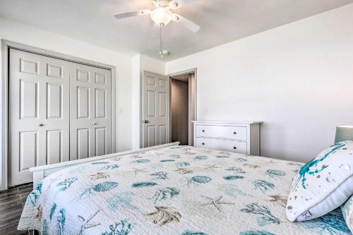 Mexico Beach Getaway with Balcony and Ocean Views! - image 9