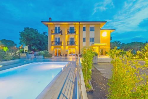 Nuova Barcaccia - Hotel - Peschiera del Garda