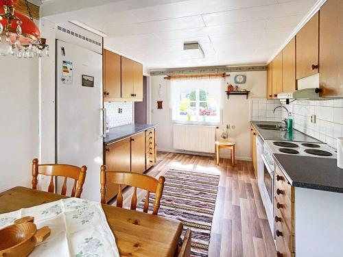 7 person holiday home in LMEDBODA