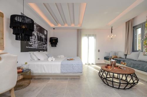 Naxos Pantheon Luxury Apartments