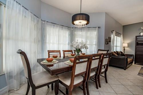 Vista Park by Florida Star Vacations - main image
