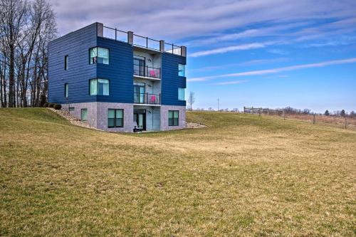 Luxe Amish Country Apartment with Rooftop Terrace! - Millersburg
