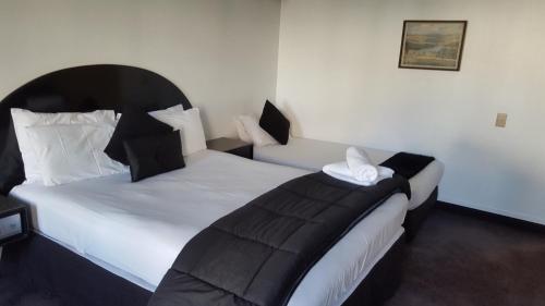 Alcamo Hotel & Conference Centre Room Type - Budget Double or Twin Room Alcamo Hotel & Conference Centre Room Type - Budget Double or Twin Room