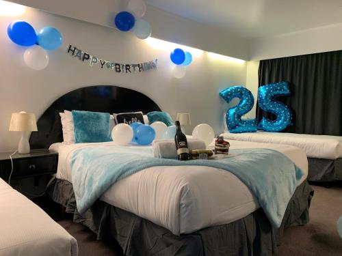 Alcamo Hotel in Hamilton