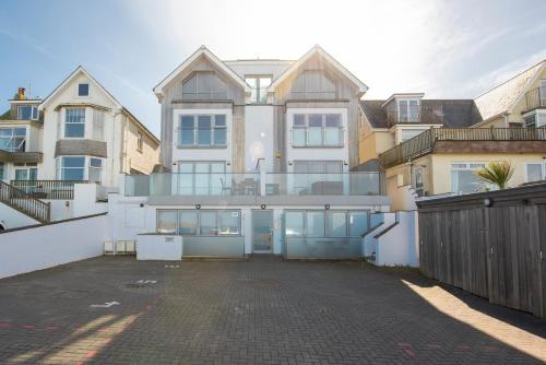 Fistral beach Penthouse, Newquay