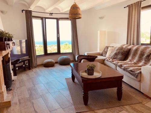 Magic Dream Seaview Villa Denia with 2 Pools, BBQ, Airco, Wifi in Altomira