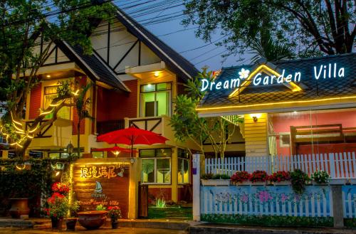 Dream Garden Villa Hotel Night Bazaar ChiangMai