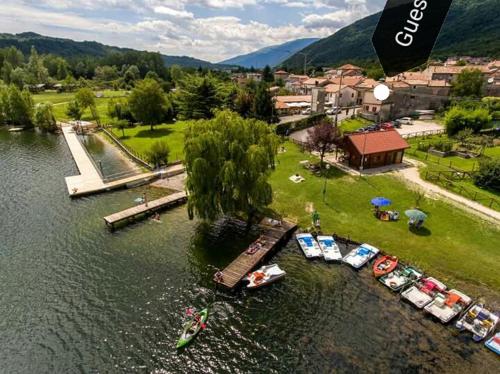 Al lago Guest House - Chalet - Revine Lago