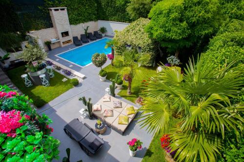 ***Green Dream***- villa in Split