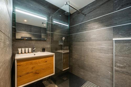 Ozigo penthouse Les Gets - by EMERALD STAY - image 14