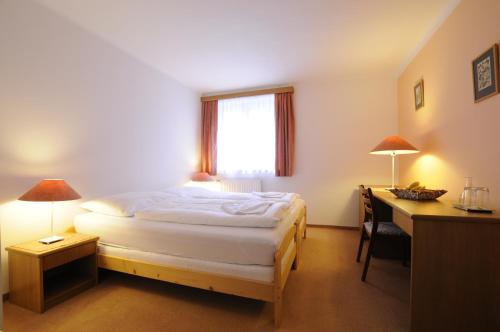 Deluxe Double Room with Bath