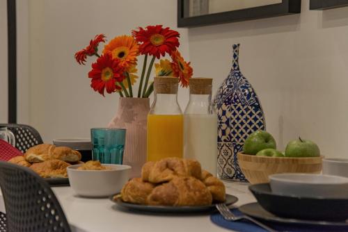 Azur by Stylish Stays - image 6