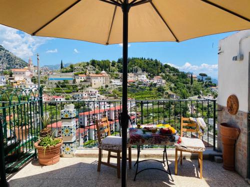 Lucy's house - comfortable apartment in Amalfi, Salerno