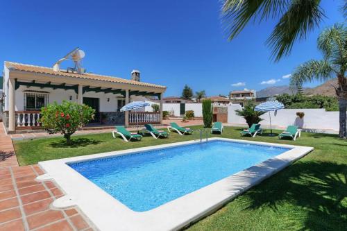 El Molino Villa Sleeps 6 with Pool Air Con and WiFi gîte à louer El Molino