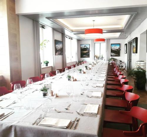 設施, 總站酒店 (Hotel Terminus) in 尚佩