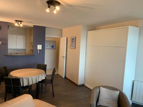 Studio with Seaview, Blankenberge (photo 6)