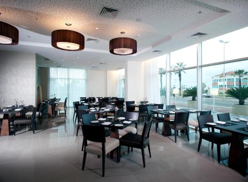 Restaurang, West All Suites Hotel Ashdod                                                                     in Ashdod