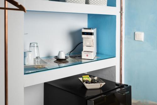 Favela Living Space - image 5