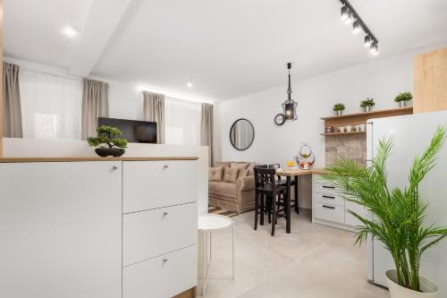 Srnec Apartments - Korzo 5