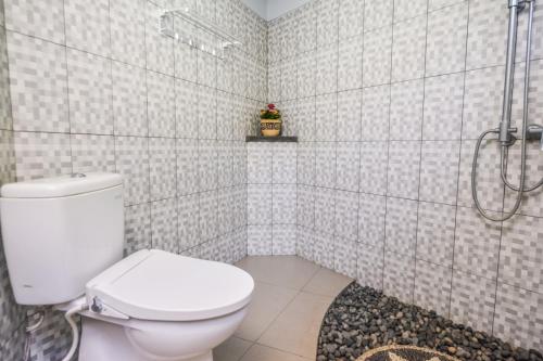 Bathroom, Mojito Villa in Singaraja