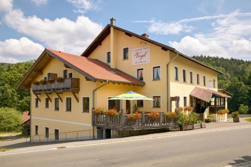 Landgasthof Vogl - Zum Klement - Accommodation - Neukirchen beim Heiligen Blut