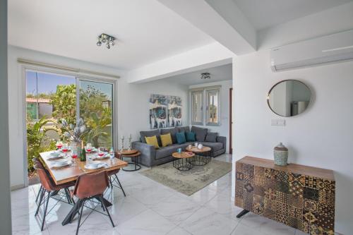 Alasia Villa 1 - image 5