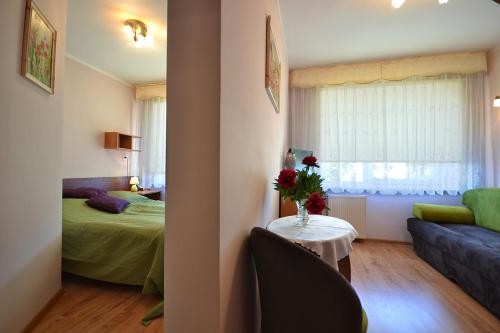 1 double bed, 1 sofa bed