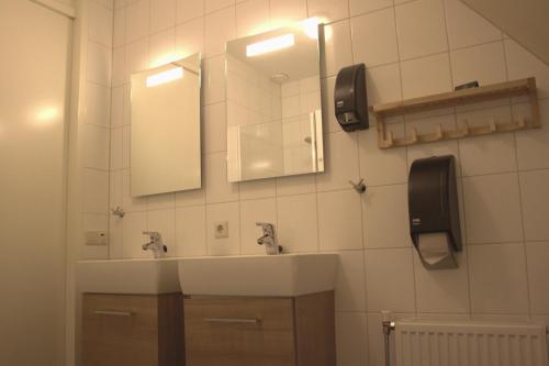 Enterbrook - image 2