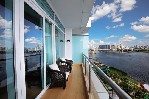 258571755 InterContinental Haikou Seaview by IHG