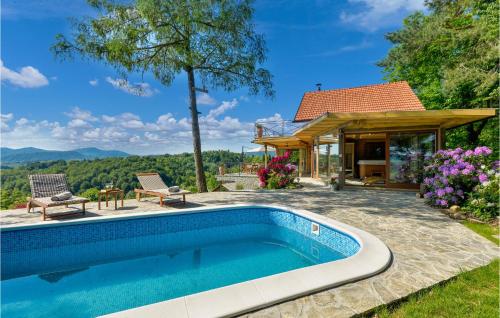 Nice Home In Lepoglava With Outdoor Swimming Pool