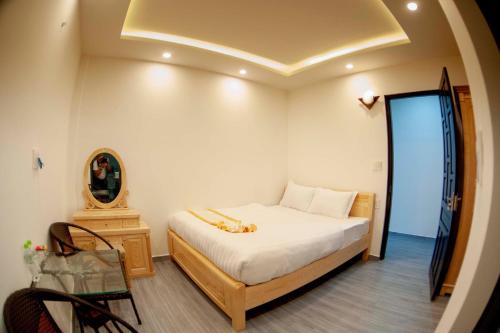 Phong Nguyet Hotel