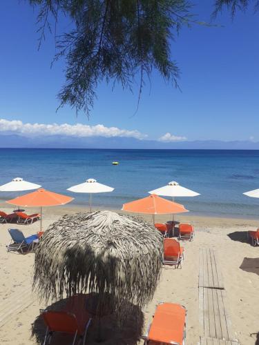  Panayiotis Apartments in Kómpoi