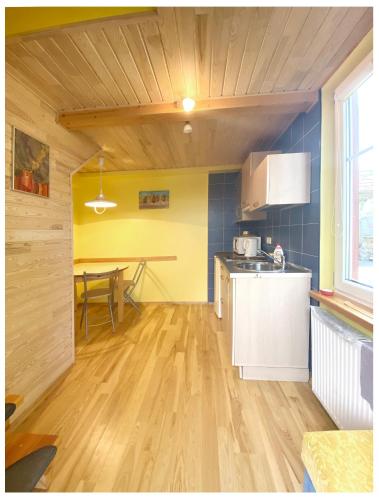 Apartment with Terrace image 3