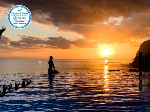  Formosa Infinity Pool Apartment in Funchal