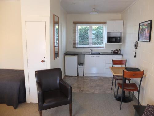 โคโลเนียล คอร์ต โมเต็ล (Colonial Court Motel) in เคมบริดจ์