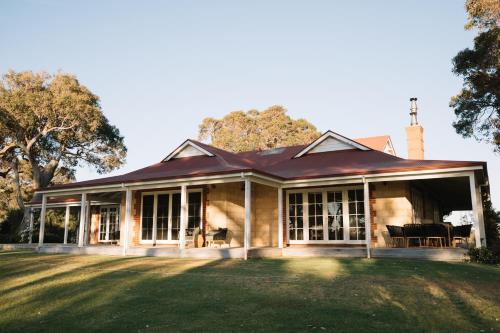 Cherubino Wines Guest Houses