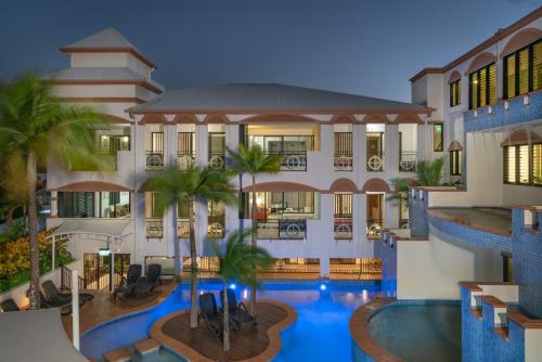 Regal Port Douglas - Holiday Apartments