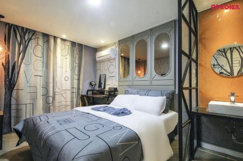 Hotel Dean