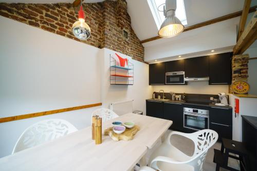 кухня, Appartement Les Bleuets in Ла Роше-ен-Арденне