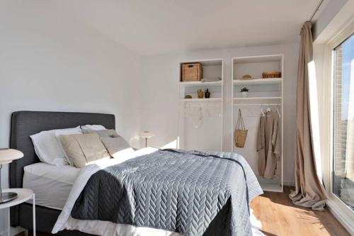 City PENTHOUSE, rooftop terrace, free NETFLIX, wifi and airco, Amberes (foto 4)