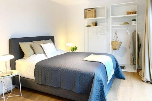 City PENTHOUSE, rooftop terrace, free NETFLIX, wifi and airco, Amberes (foto 10)