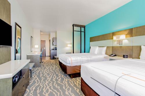 La Quinta Inn & Suites by Wyndham Northlake Ft. Worth