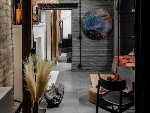 Mystictone - loft in the heart of Warsaw - Nowy Świat ROOMTONES, Varšava (fotografie 4)