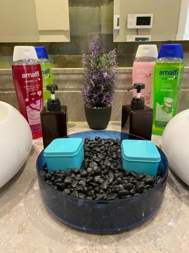 A - 369 مقابل الراشد مول A - 369 مقابل الراشد مول