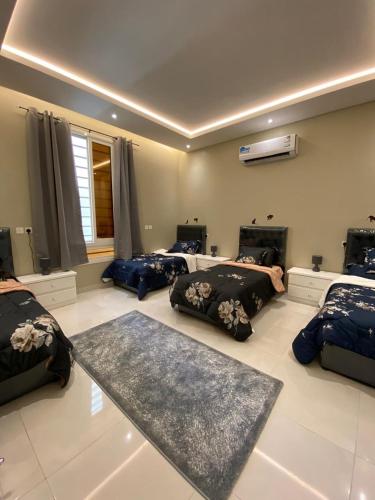 A - 369 مقابل الراشد مول A - 369 مقابل الراشد مول