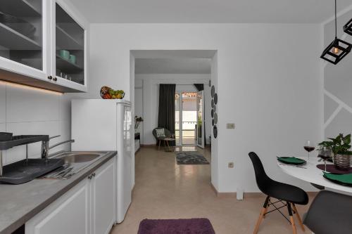 Apartmani Luna in Baska Voda