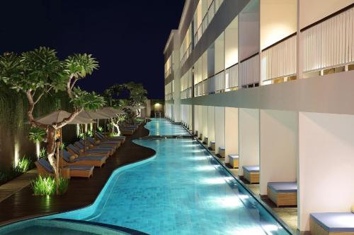 Ossotel Legian, Легиан