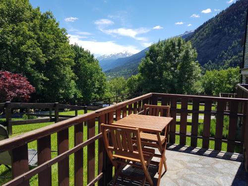  Mont Blanc Apartment Morgex, Pension in Morgex